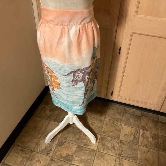 Vintage Apron - Picture 2 of 4